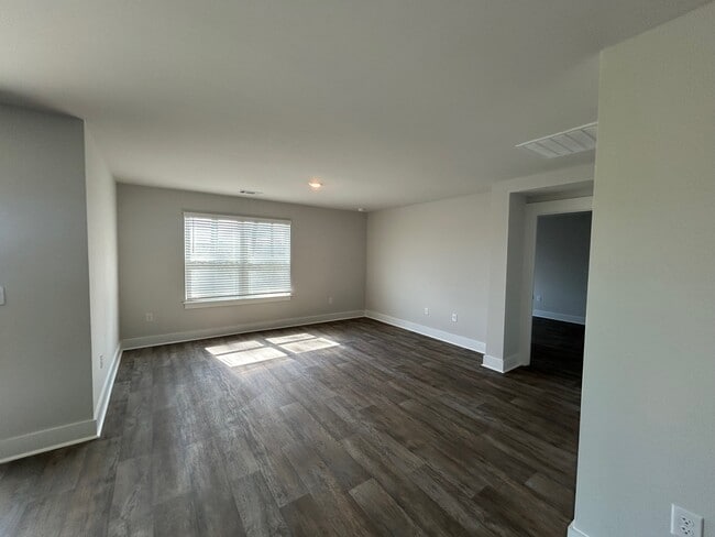 Building Photo - 1237 Pampas Grass Dr