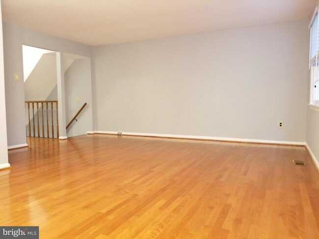 Building Photo - 8223 Goldstream Ct