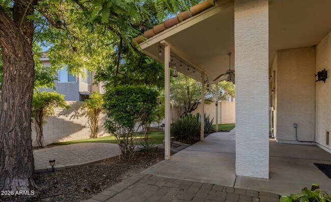 Building Photo - 3125 E Cottonwood Ln