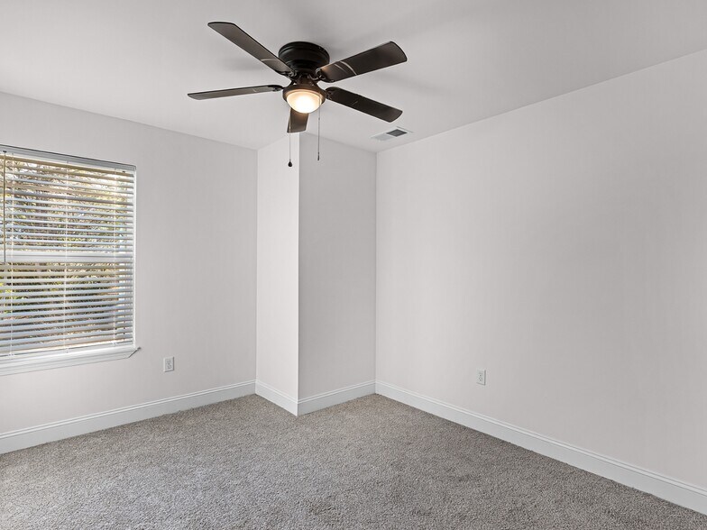 Building Photo - 521 Lambuth Blvd