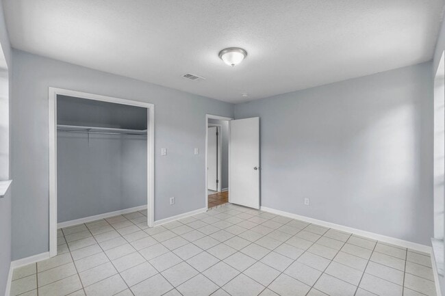 Building Photo - 7468 Brightwood St
