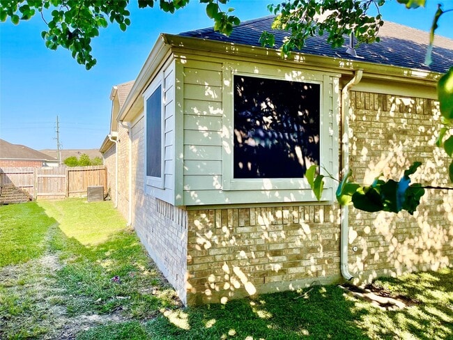Building Photo - 811 Admiral Bay Ln