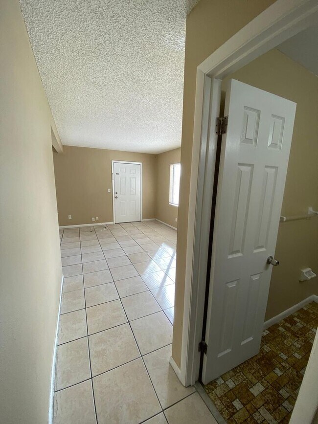 Building Photo - 181 Rebecca Ln