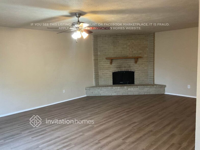 Building Photo - 5316 Nash Dr