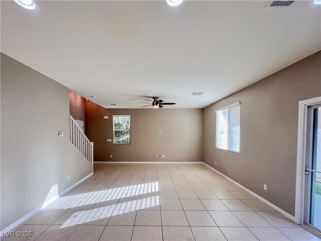 Building Photo - 10955 Sardinia Sands Dr