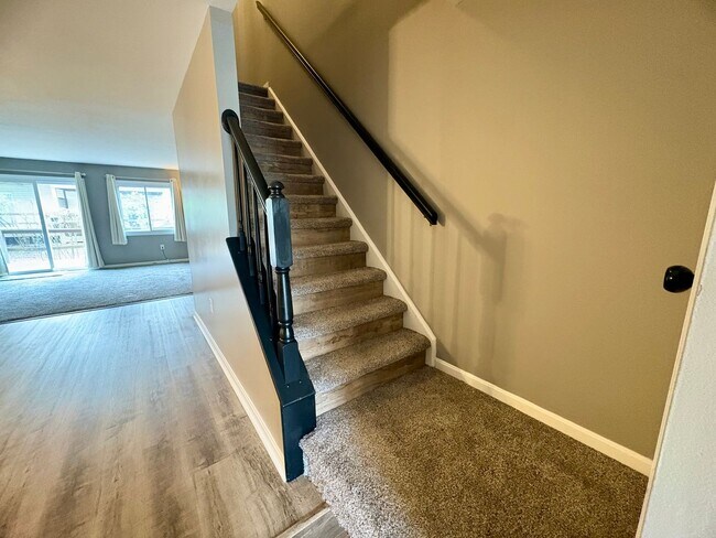 Building Photo - 3 Bedroom 4 Bathroom Available in Hummelstown!