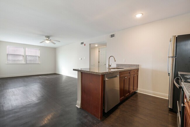 Building Photo - 3251 St Ferdinand St