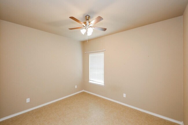 Building Photo - 117 Veracruz Dr
