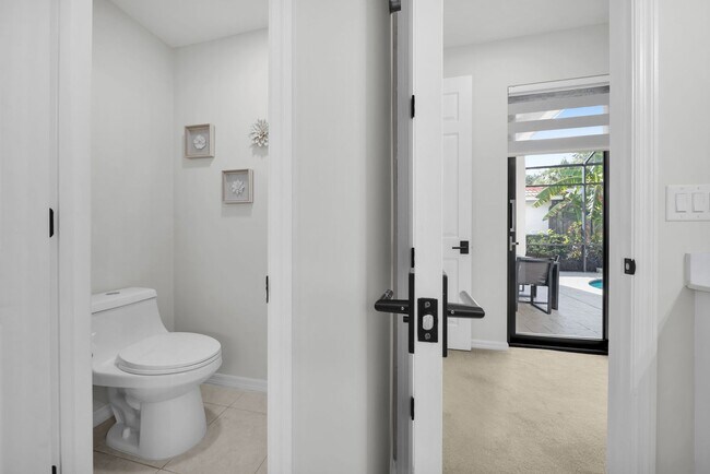 Building Photo - Fully Furnished 3 beds 3 bath Annual Rental with Private Heated Pool in Ventura Pelican Marsh