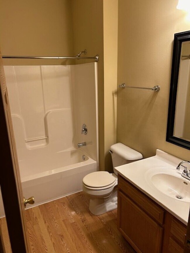 Building Photo - Modern Brick Ranch with 3 Bedrooms, 1.5 Ba...