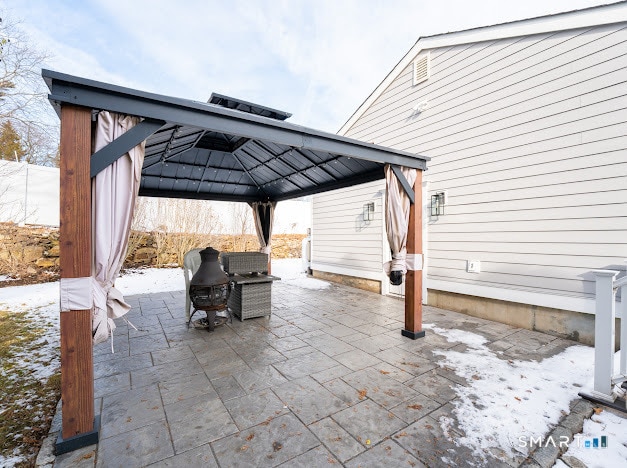 Building Photo - 15 Ridgebrook Dr