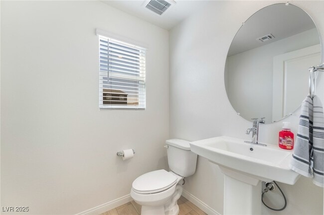 Building Photo - 9237 Soho Sky Ct