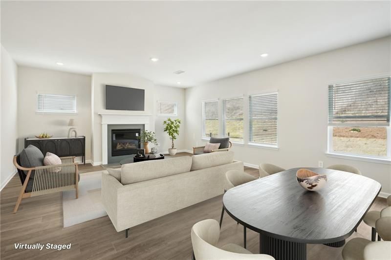 Building Photo - 26 Hemlock Ct