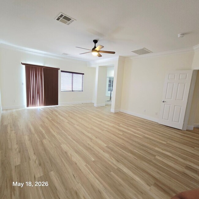 Building Photo - Gorgeous Home For Rent