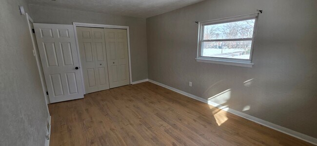 Building Photo - 2 bedroom renovated apartment in Norristown