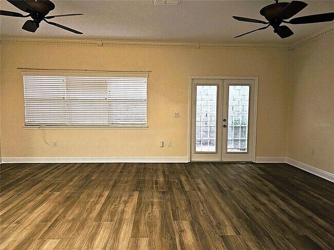 Building Photo - 13218 Fountainbleau Dr