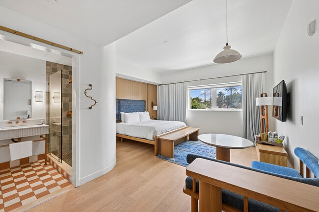 Primary Photo - Alsace LA