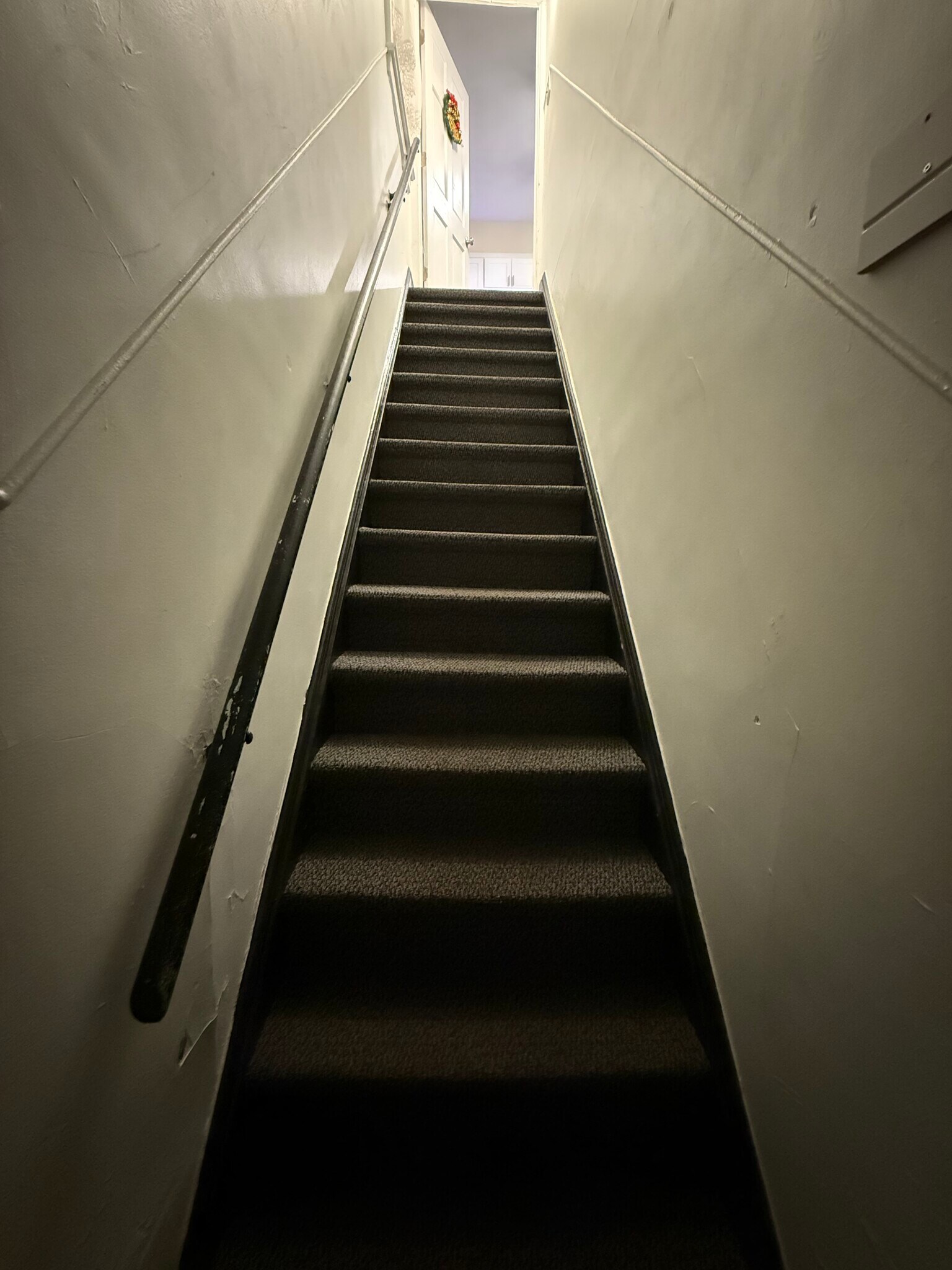 Building Photo - 93 Malcolm Ave