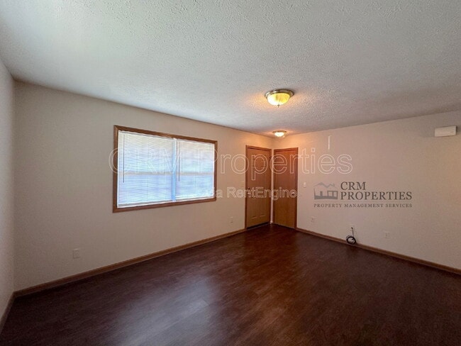 Building Photo - 1326 S Waugh St