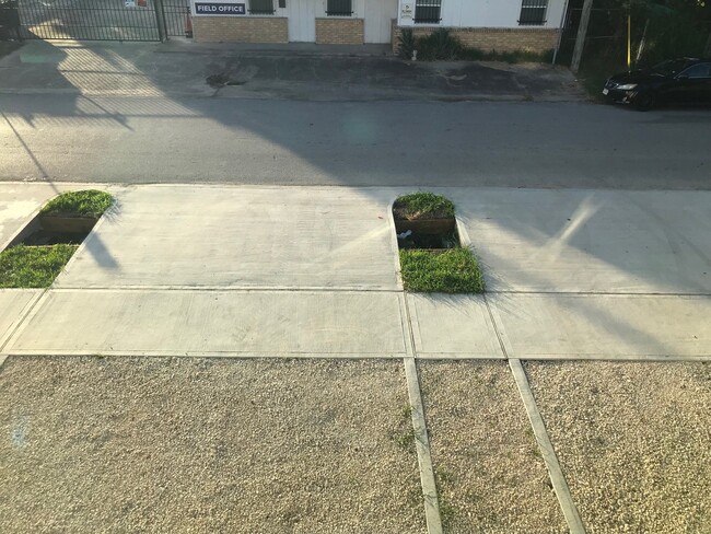 Building Photo - 3009 Callie St