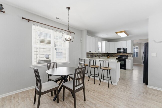 Building Photo - 3688 Cainhoy Ln