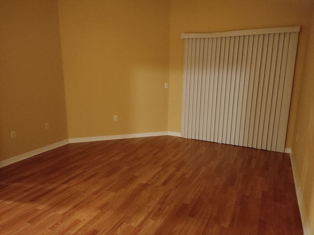 Building Photo - 17 Ziegler Pl