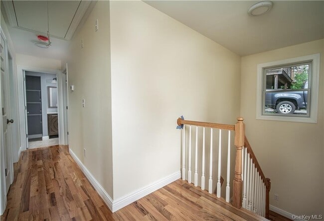Building Photo - 69 Schneider Ave