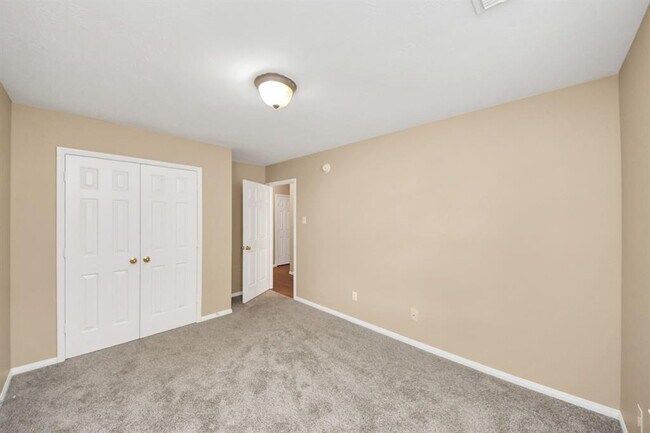 Building Photo - 1603 Martin Lake Dr