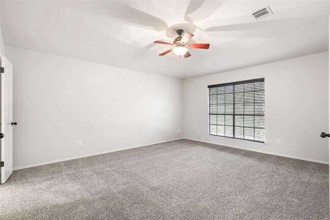 Building Photo - 2604 Stenson Dr