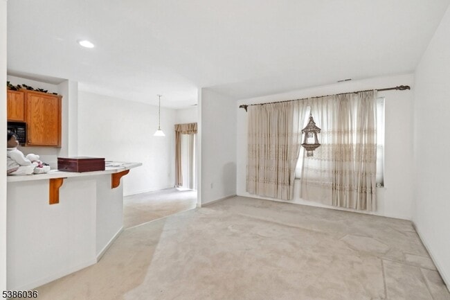 Building Photo - 144 Jackson Ave