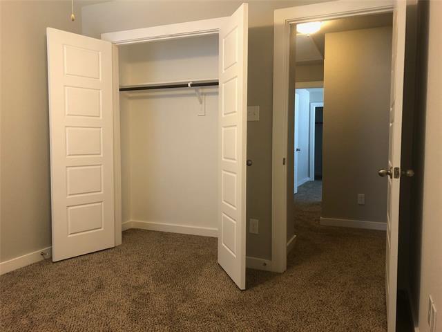 Building Photo - 925 Chaparral Trail