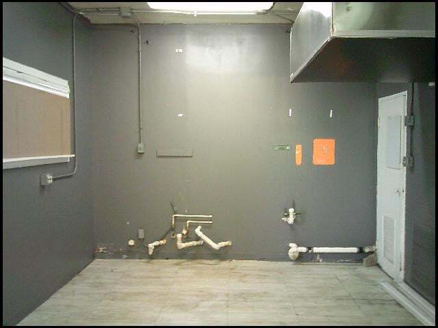 Building Photo - 206 N Reynolds Rd
