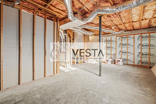 Building Photo - 58 Long Winding Road