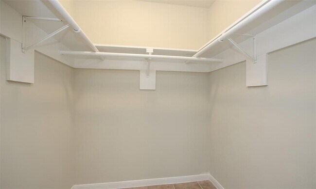 Building Photo - 9426 Chartermoss Cir