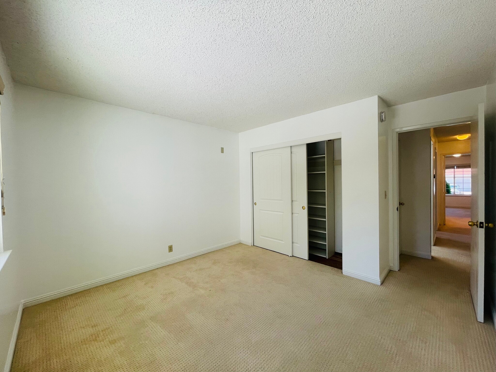 Building Photo - 1150 Stafford Dr