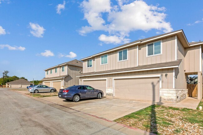 Building Photo - LH408 Carl Shipp Dr