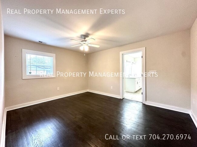 Building Photo - 1434 Orvis St