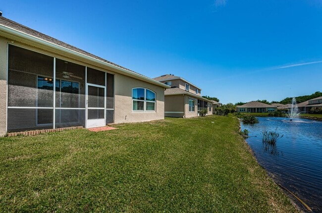 Building Photo - 2624 Tottenham Dr