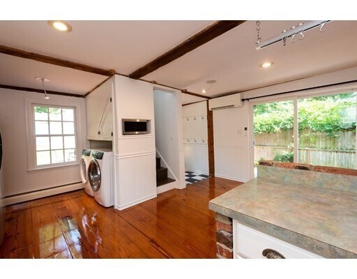 Building Photo - 87 High St