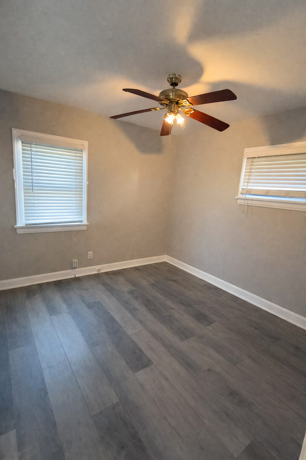 Building Photo - 11621 Havel Ave