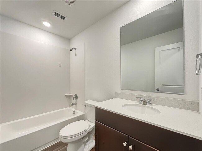 Building Photo - 7509 Jackrabbit Ave