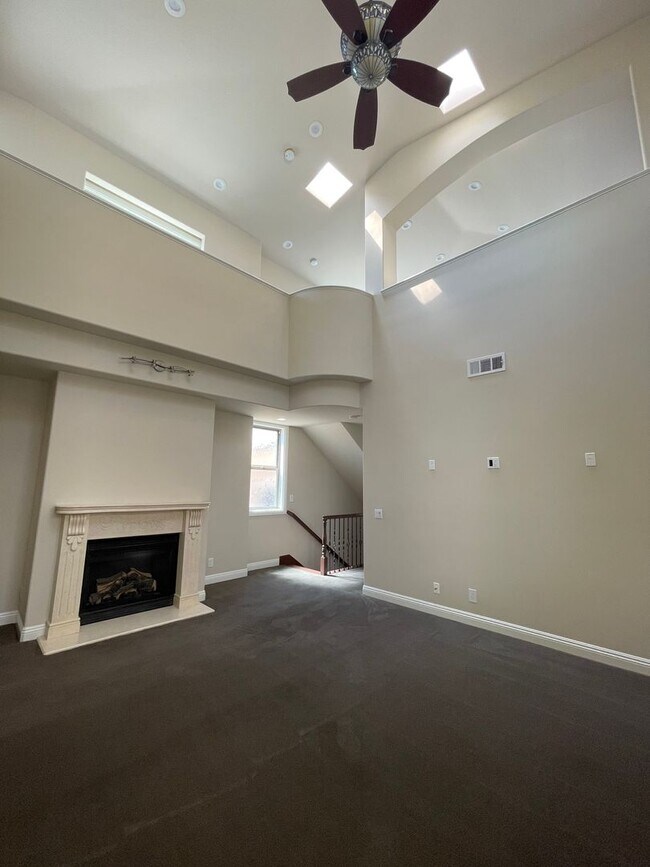 Building Photo - Spacious Custom Built Downtown Huntington Beach Home with Elevator