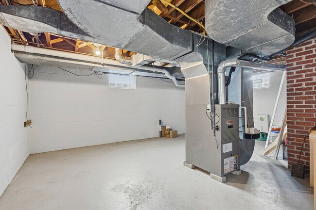 Building Photo - 9128 Austin Rd