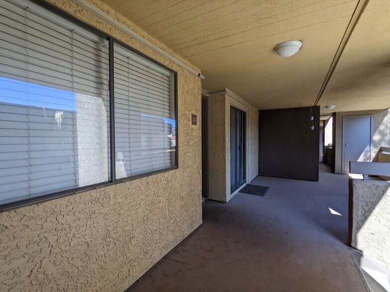 Building Photo - 3535 W Tierra Buena Ln
