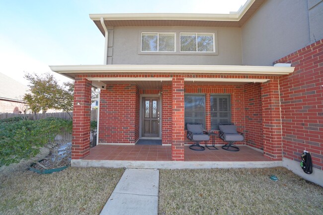 Building Photo - Gorgeous Schertz Home with an In-Ground Po...