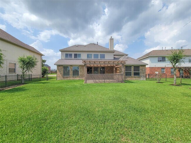 Building Photo - 23111 Broad Springs Court