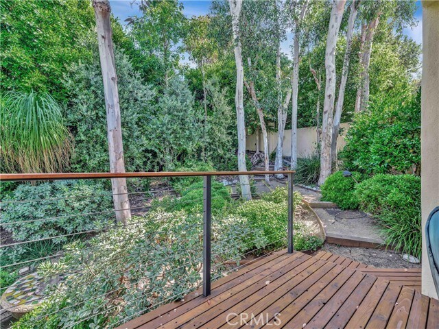 Building Photo - 3635 Serra Rd