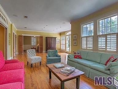 Building Photo - 225 LSU Avenue