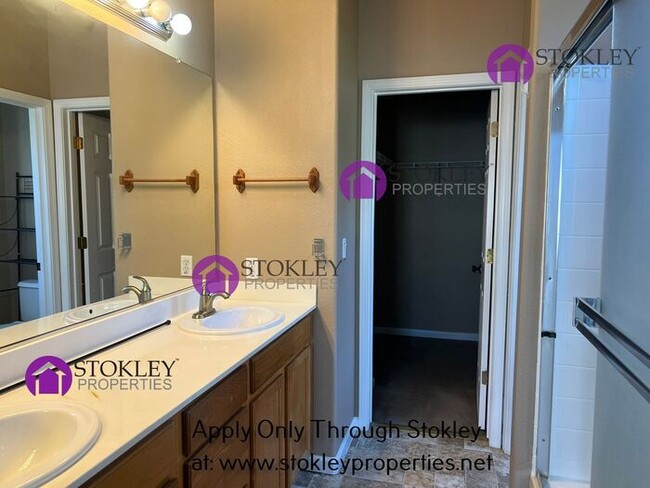 Building Photo - Stokley Properties Presents 123 Knights Bi...