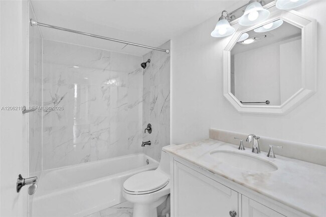 Building Photo - 151 Crandon Blvd